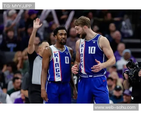 布鲁克洛佩斯：从角色球员到NBA顶尖中锋的华丽转身